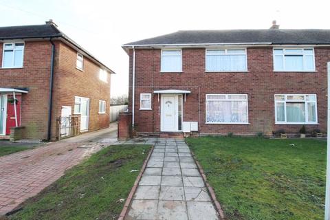 68 Chatsworth Crescent, Walsall, WS4 1QU