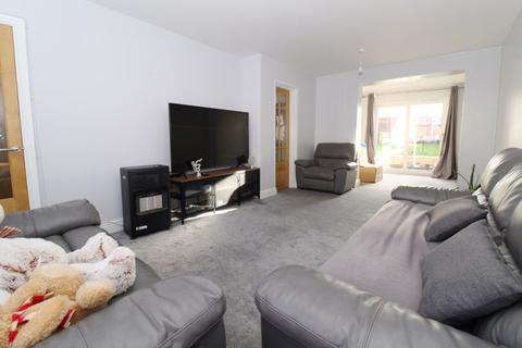 68 Chatsworth Crescent, Walsall, WS4 1QU
