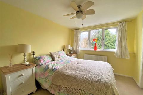 67 Brooklands Avenue, Walsall, WS6 6LF