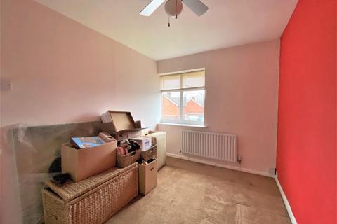67 Brooklands Avenue, Walsall, WS6 6LF
