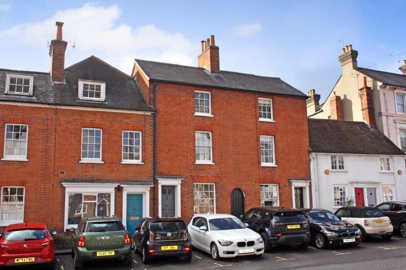 Castle Street, Farnham 3 bed terraced house £750,000