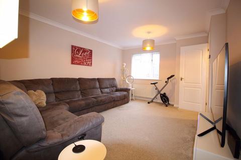 14 Marcuse Road, Caterham, CR3 5FP