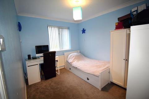 14 Marcuse Road, Caterham, CR3 5FP
