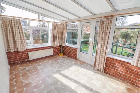 26 Deneway, Rowlands Gill, NE39 1BD
