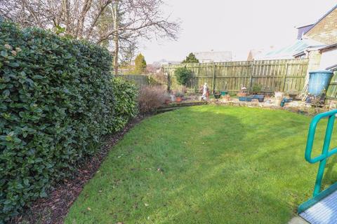 26 Deneway, Rowlands Gill, NE39 1BD