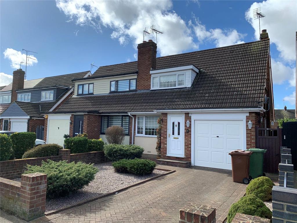 Morley Hill, Corringham, SS17 2 bed chalet £365,000