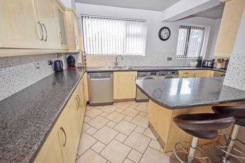 10 Harrison Crescent, Blackrod, Bolton, BL6 5EX
