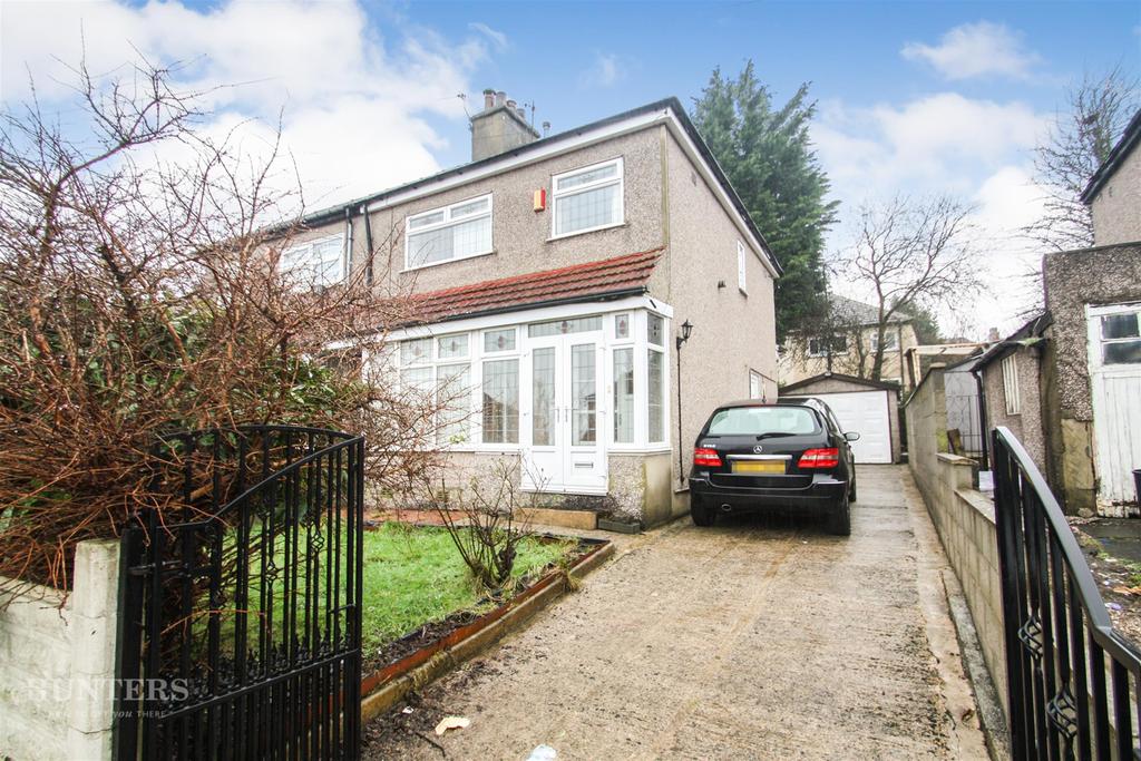 Jesmond Avenue, Bradford, BD9 5DE 3 bed semidetached house for sale £135,000