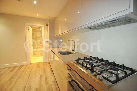 undefined, Hornsey Road, London, N19