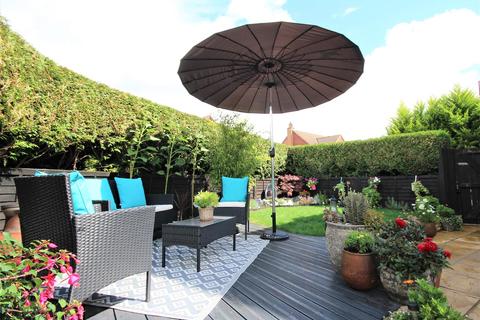21 Devoil Close, Guildford, GU4 7FG