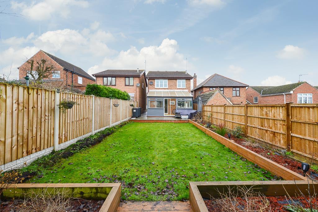 Highfield Drive, Carlton, Nottingham NG4 4 bed house £265,000