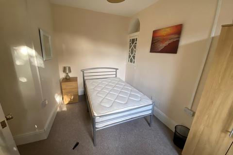 5 bedroom house share to rent - Bryn Syfi Terrace, Swansea, SA1