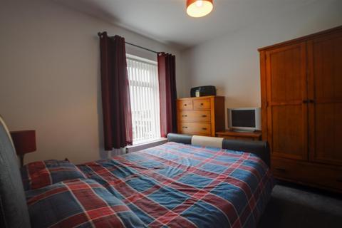 15 Danlan Road, Pembrey, Burry Port, SA16 0UF