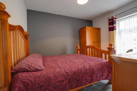 15 Danlan Road, Pembrey, Burry Port, SA16 0UF