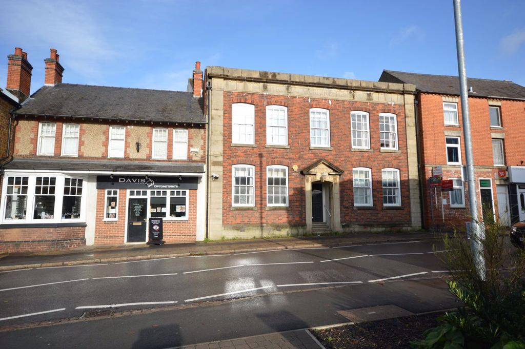 Bridge Street, Rothwell, Northants 1 bed property £550 pcm (£127 pw)