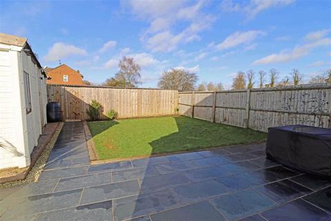 25 Starmer Place, Hatton, Warwick, CV35 7LB