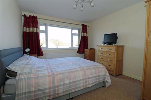 18 Glebe Road, Claverdon, Warwick, CV35 8NX