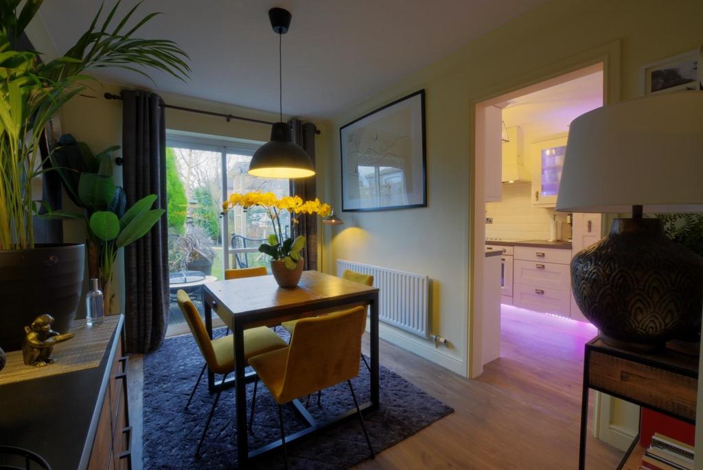 Foxcroft, Burnley 3 bed semidetached house £180,000