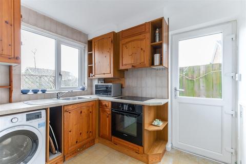 6 Ashlea, Olney, MK46 5HW