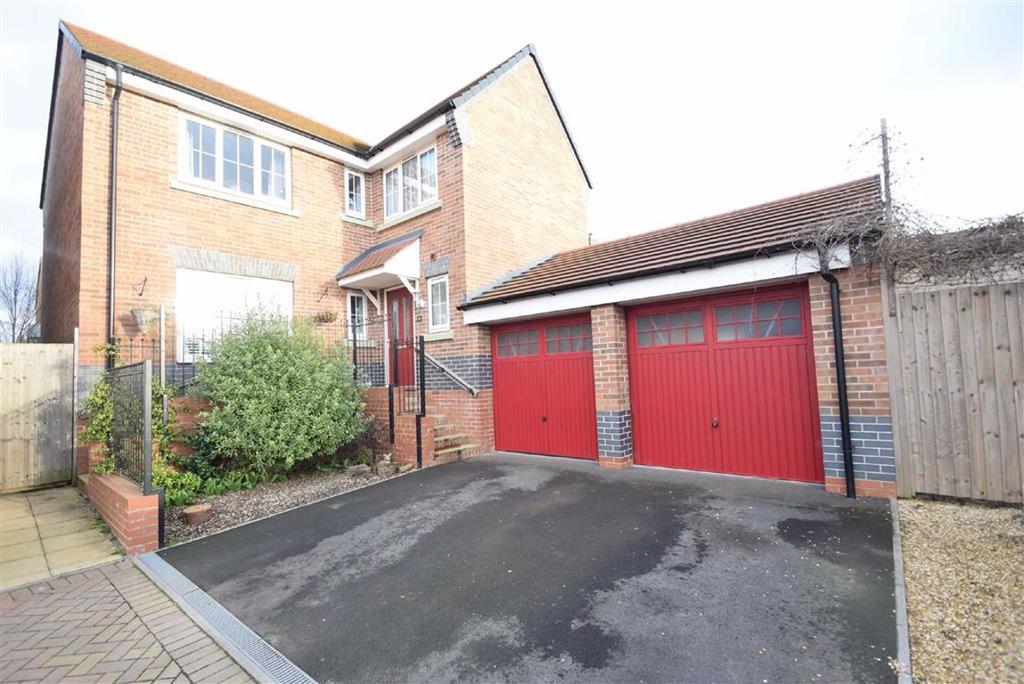 Dove Close, Sutton Grange, Shrewsbury 4 bed detached house £375,000