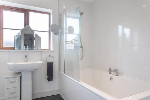 Lime Tree House Barn Elms, Camblesforth, Selby, YO8 8GY
