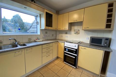 19 Postling Road, Folkestone, CT19 4PH