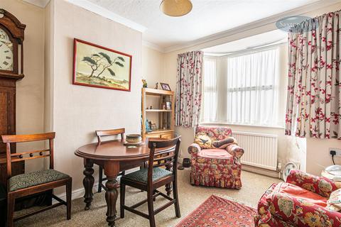 3 Cross Lane, Stocksbridge, Sheffield, S36 1AY