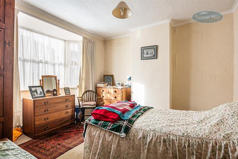3 Cross Lane, Stocksbridge, Sheffield, S36 1AY