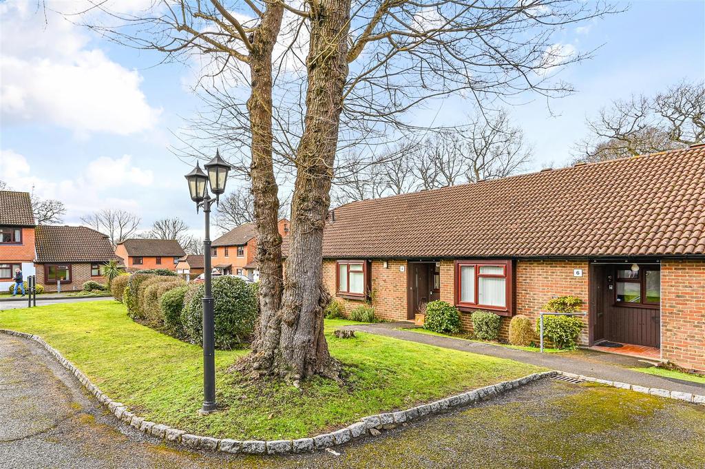 Broadmead, Ashtead 2 bed retirement property £375,000