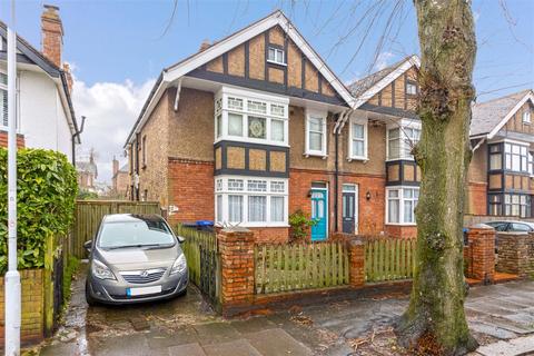3 Browning Road, Worthing, BN11 4NS
