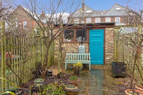3 Browning Road, Worthing, BN11 4NS
