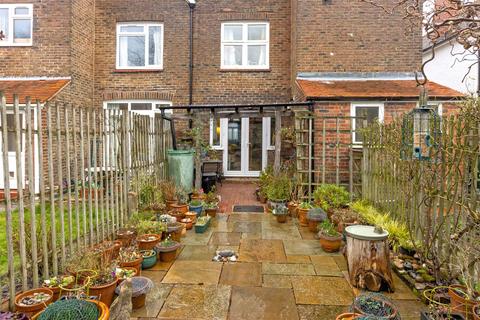 3 Browning Road, Worthing, BN11 4NS