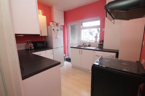 4a William Street, Carshalton, SM5 2RB