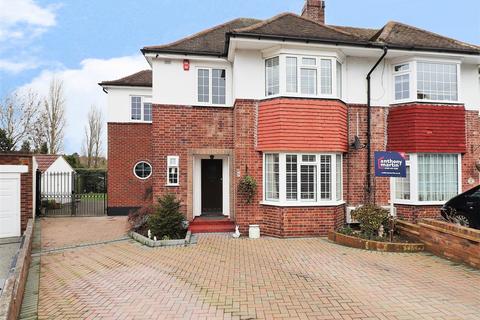 5 North Close, Bexleyheath, DA6 8HE