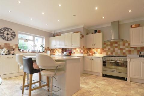 5 North Close, Bexleyheath, DA6 8HE
