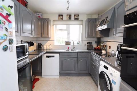 3 William Bandy Close, Wing, Leighton Buzzard, LU7 0TY