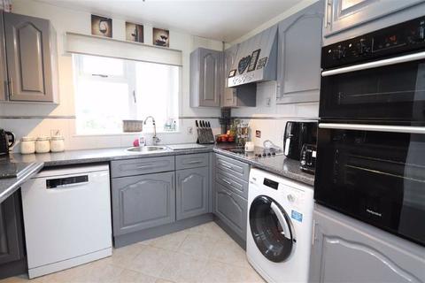 3 William Bandy Close, Wing, Leighton Buzzard, LU7 0TY