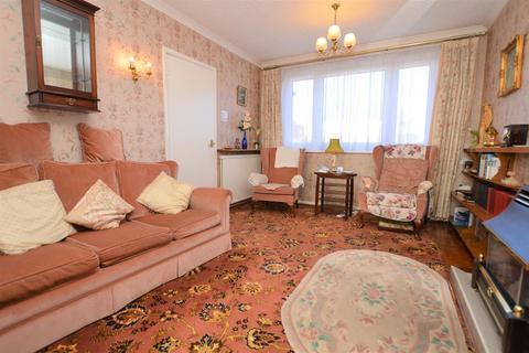 4 Brixham Drive, Wigston, LE18 1BH