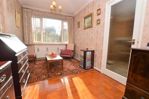 4 Brixham Drive, Wigston, LE18 1BH