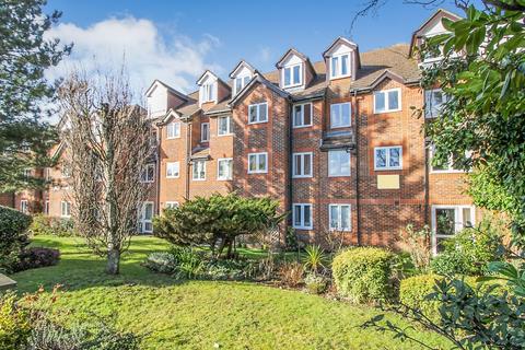 1 bedroom retirement property for sale - Meadsview Court, Clockhouse Rd, Farnborough GU14