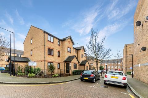 25 Arden Crescent, London, E14 9WA