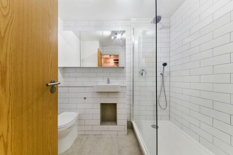 25 Arden Crescent, London, E14 9WA