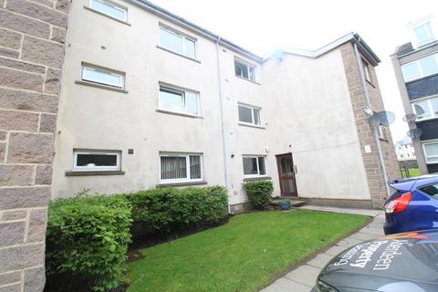 2 bedroom flat to rent, Fonthill Terrace, Aberdeen, AB11