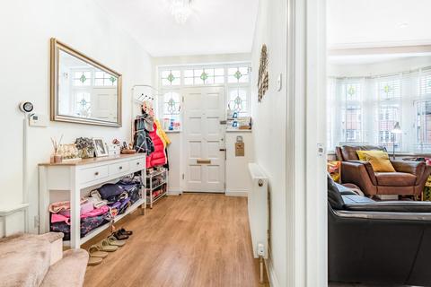 17 Linkway, London, SW20 9AT