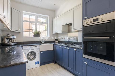 110 Bridle Road, Croydon, CR0 8HF