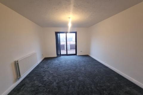 2 bedroom semi-detached house to rent, Cinder Bank, Dudley, DY2 9BP
