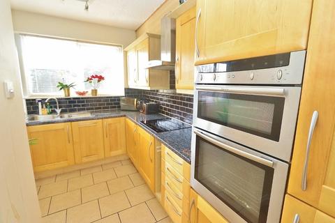 15 Rom Crescent, Romford, RM7 0PP