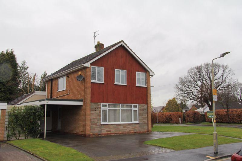 The Meadway, Tettenhall 3 bed detached house £1,200 pcm (£277 pw)