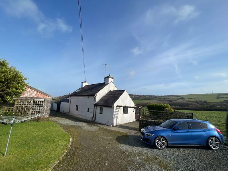 Penysarn, Anglesey 3 bed cottage £299,950