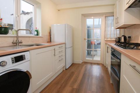 66 Ebrington Road, Exeter, EX2 8JH